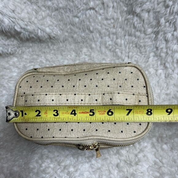 Kate Spade out to Lunch oil cloth beige & black polka dots insulated lunchbox. - Picture 6 of 9